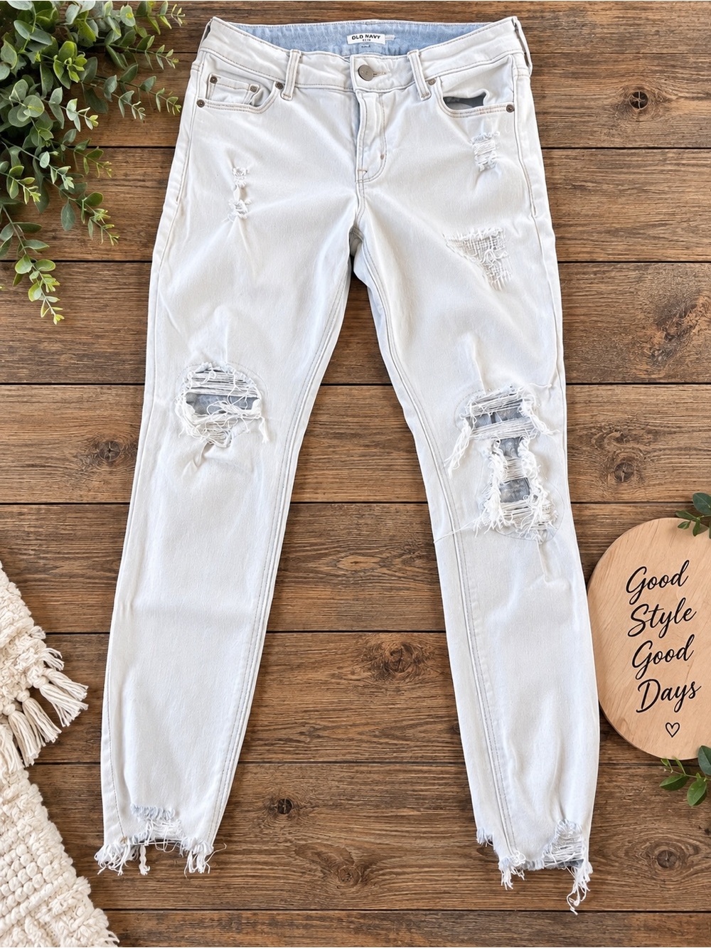 Old Navy Rockstar Super Skinny Jeans Size 6 (664)
